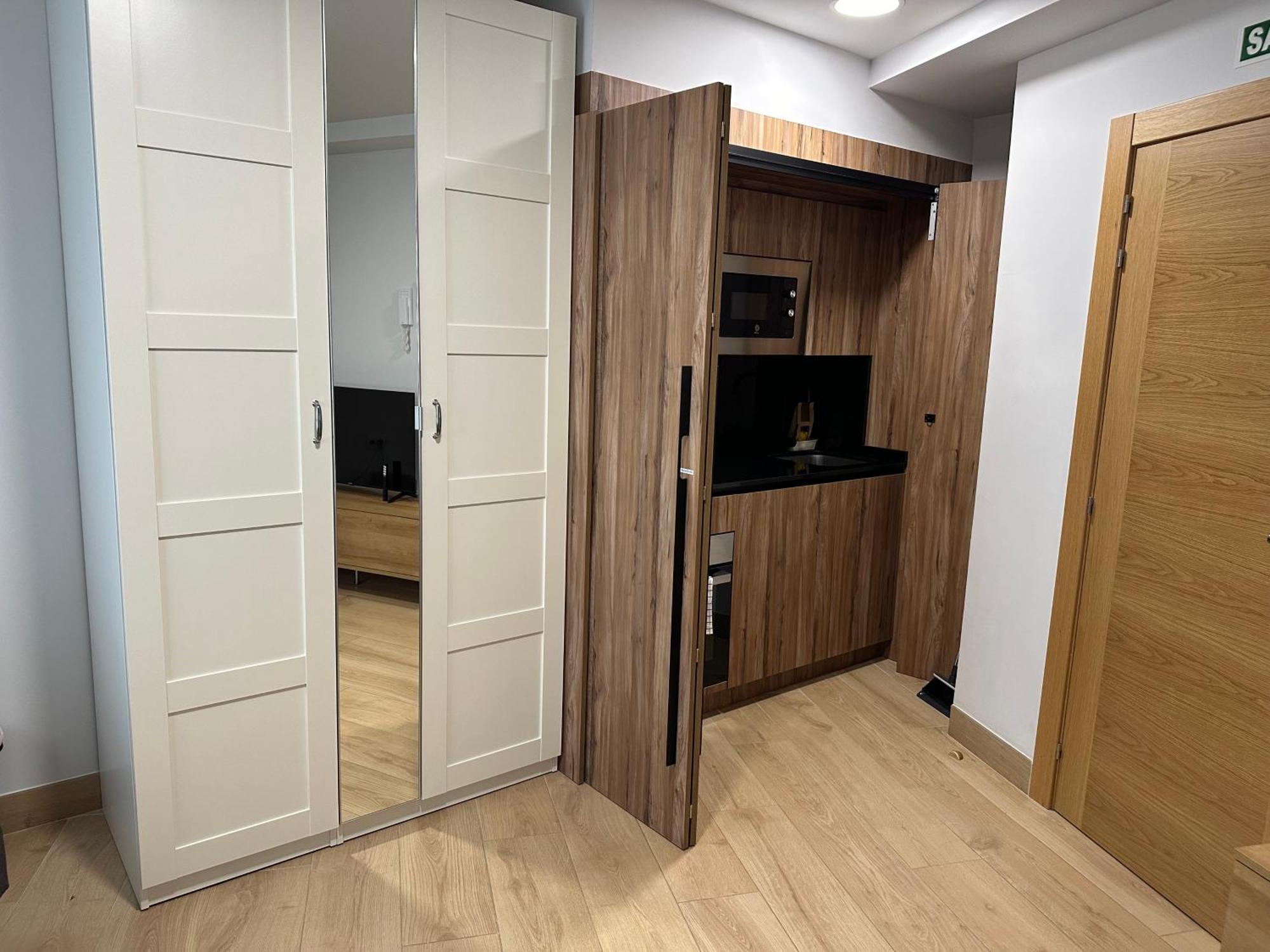Apartamentos Turisticos Santa Apolonia 62 أفيليس المظهر الخارجي الصورة